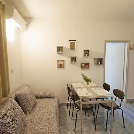 Aparments Orange & Blue Апартаменты