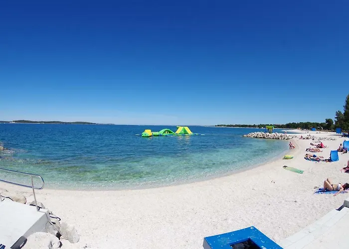 Aparments Orange & Blue Fažana